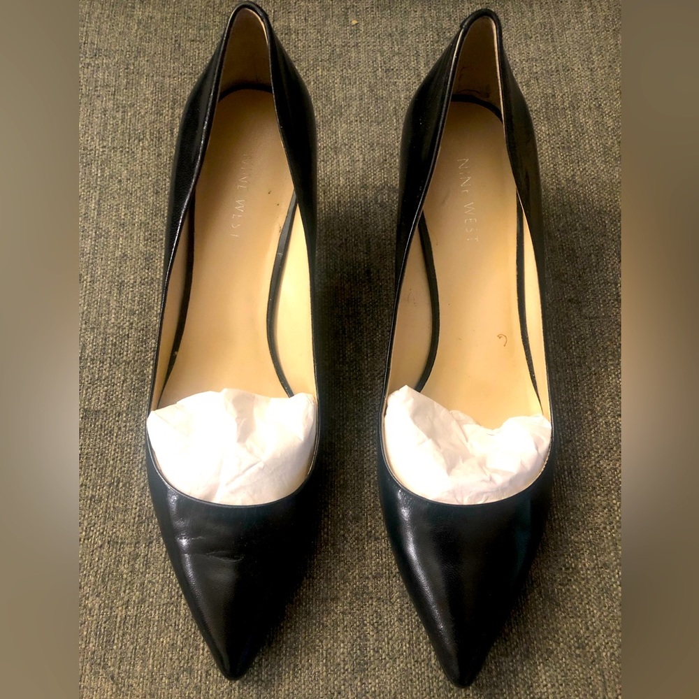 New Black Nine West 1 inch heels